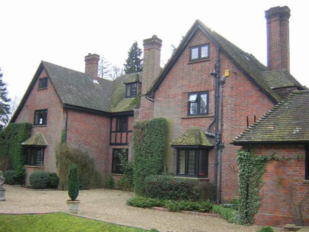 Exterior of Large Traditional Redbrick House